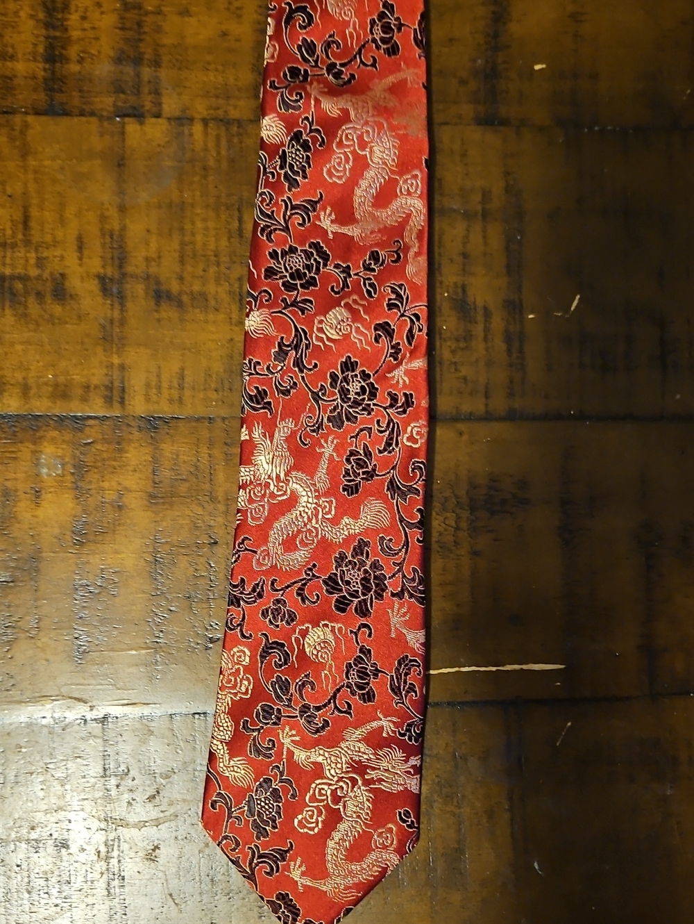 Red Floral Dragon Silk-Effect Tie